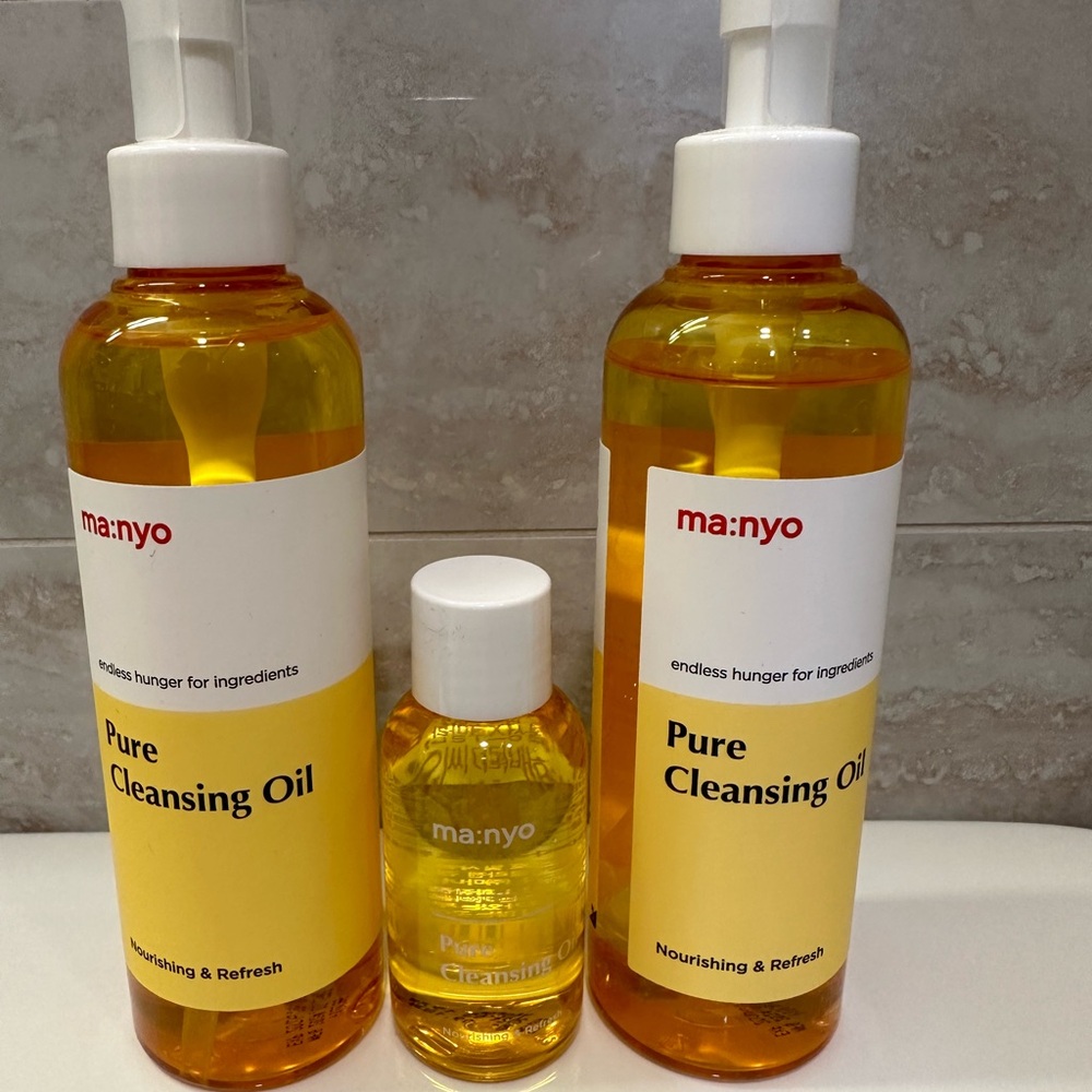 Ma:nyo Pure Cleansing Oil 2 Bottles with Free